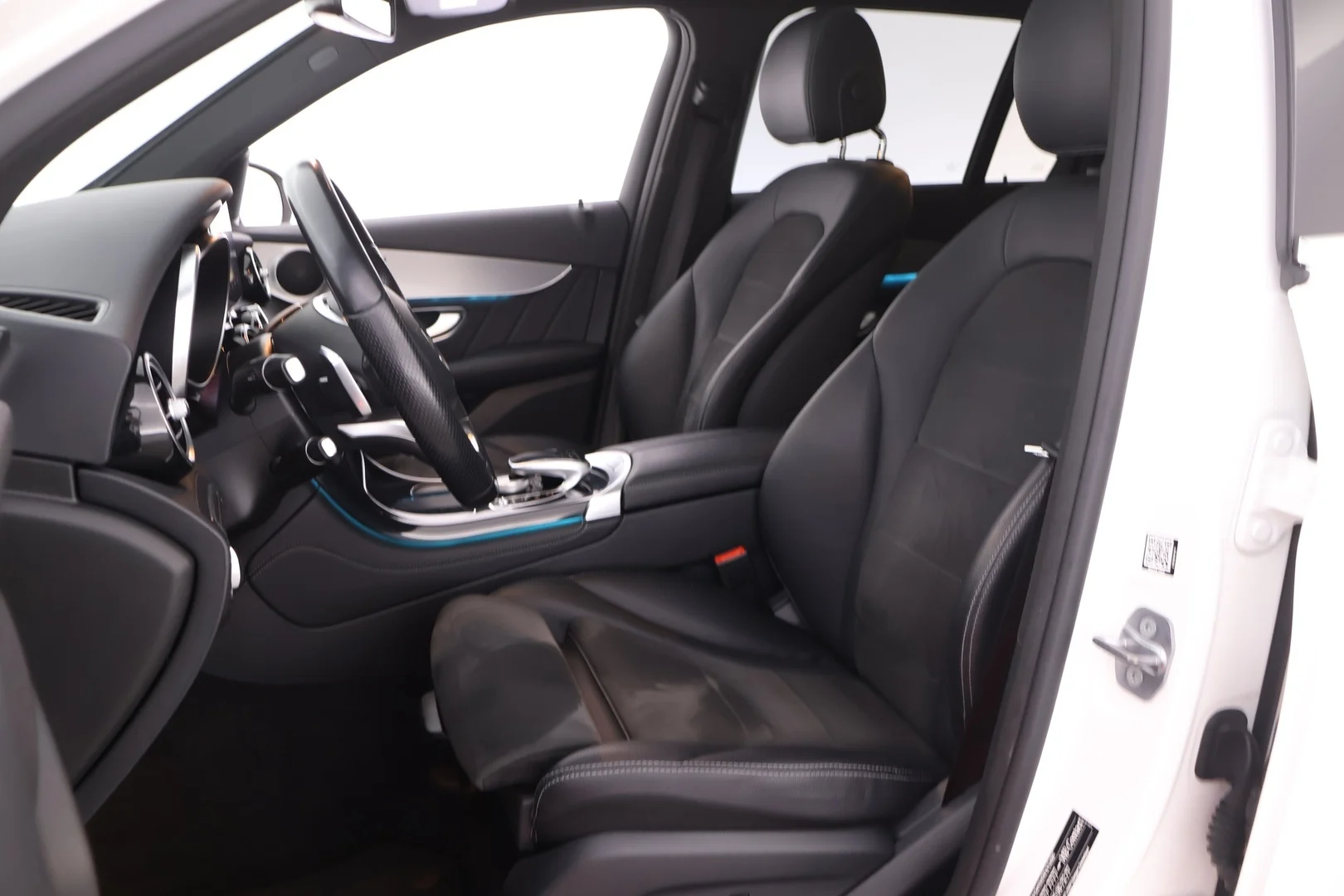 Car Image - P0dkfZeILnToXuNUG5Miw
