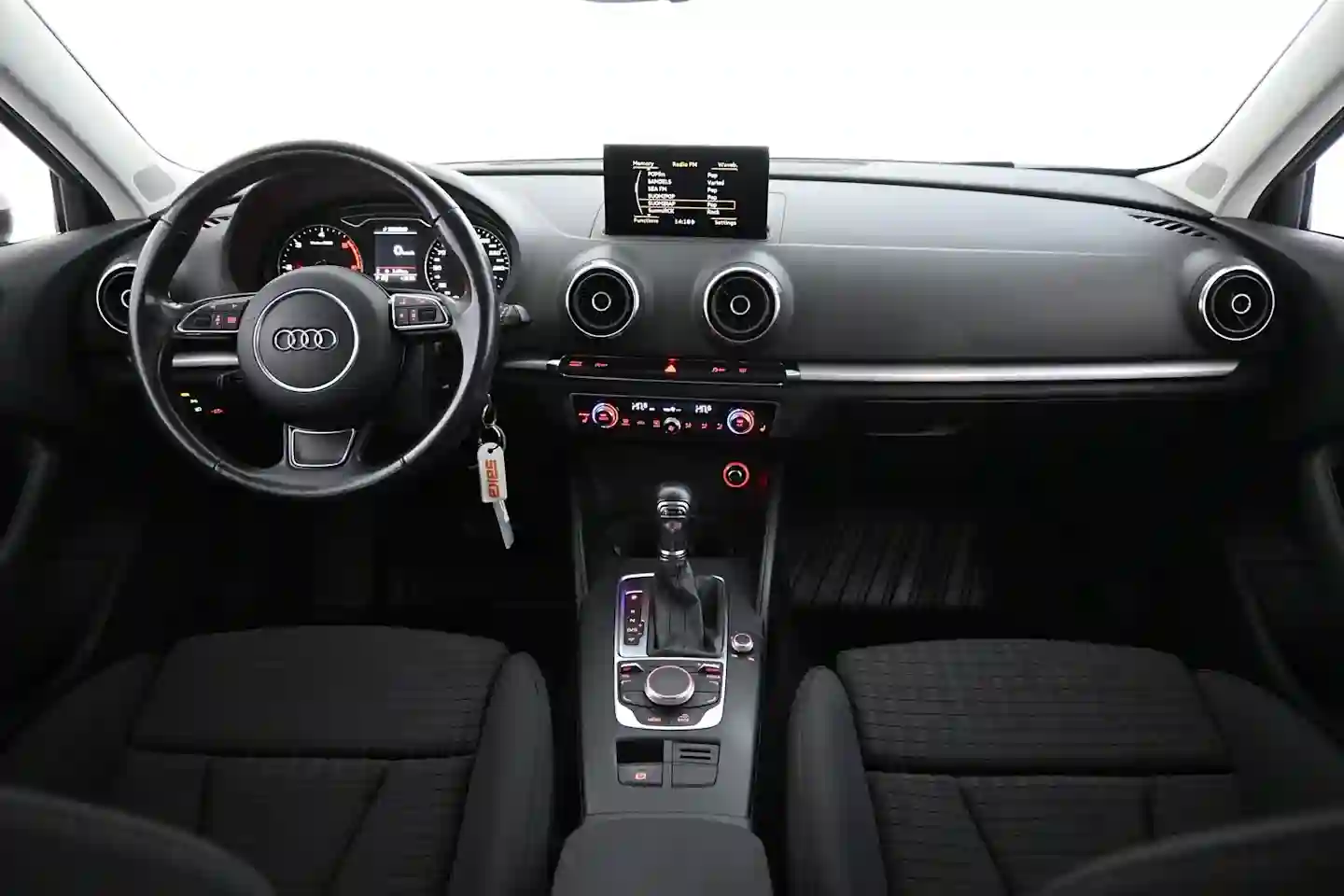 Car Image - 3V7yQg04JahpblBfgHqd2J