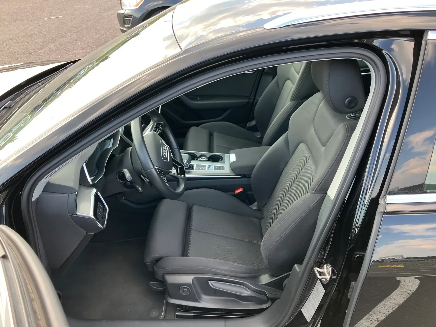 Car Image - 3Qchgwq2eU2GgCpUbwjnig