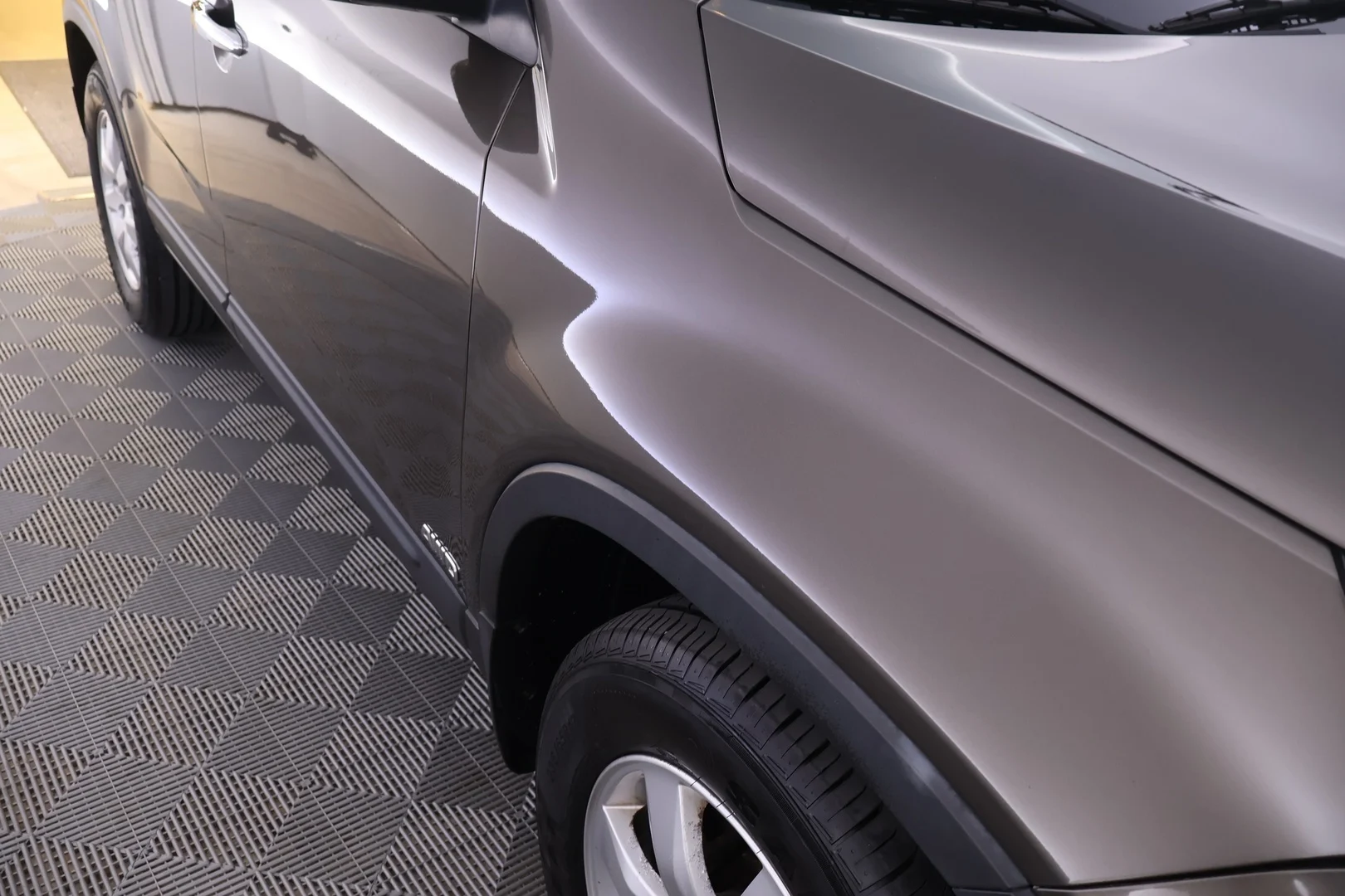 Car Image - 4U5YUhYt6j7iNenJgVWu73