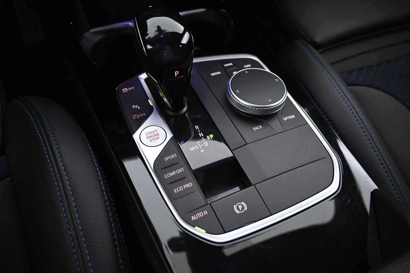 Car Image - 2tPVJz7hx9YX3kQhoRIDI2