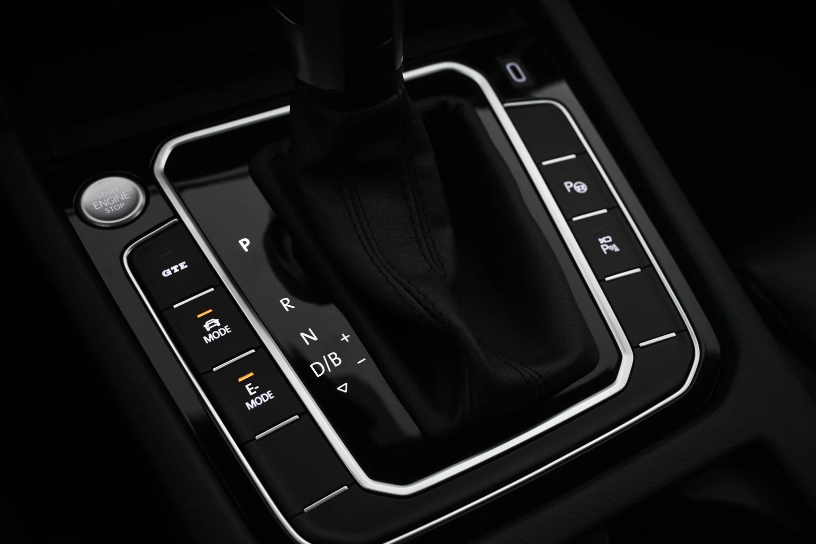Car Image - 5zF1mp77Sox3abY2oWjC92