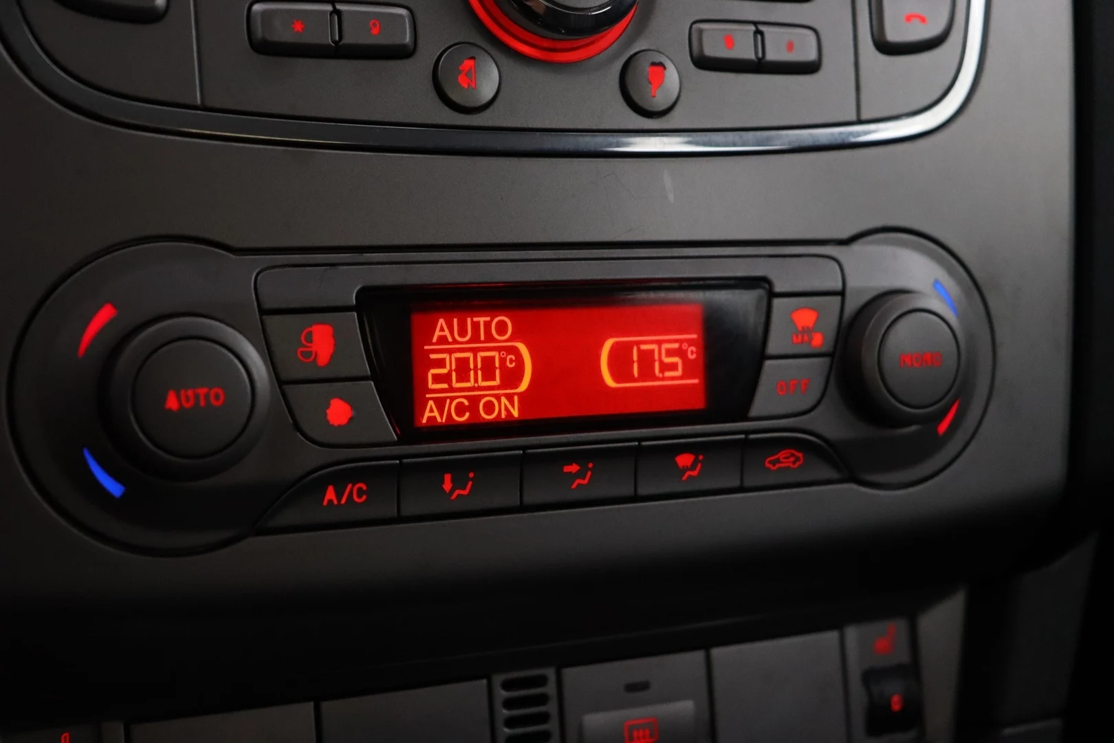 Car Image - 10SvRb8Pb93eFhZncLlq2u