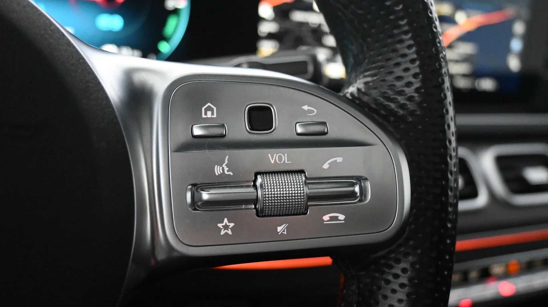 Car Image - 7eqLiCDjcamcukeZa1n9LD