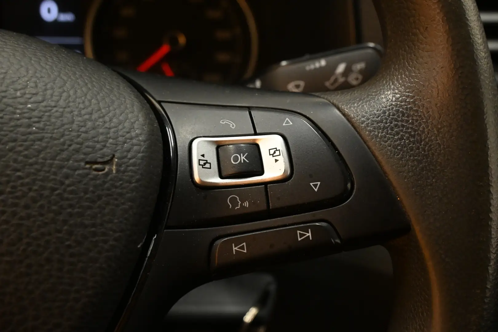 Car Image - 2mHVyWxotyuWy5bZ4BLs4a
