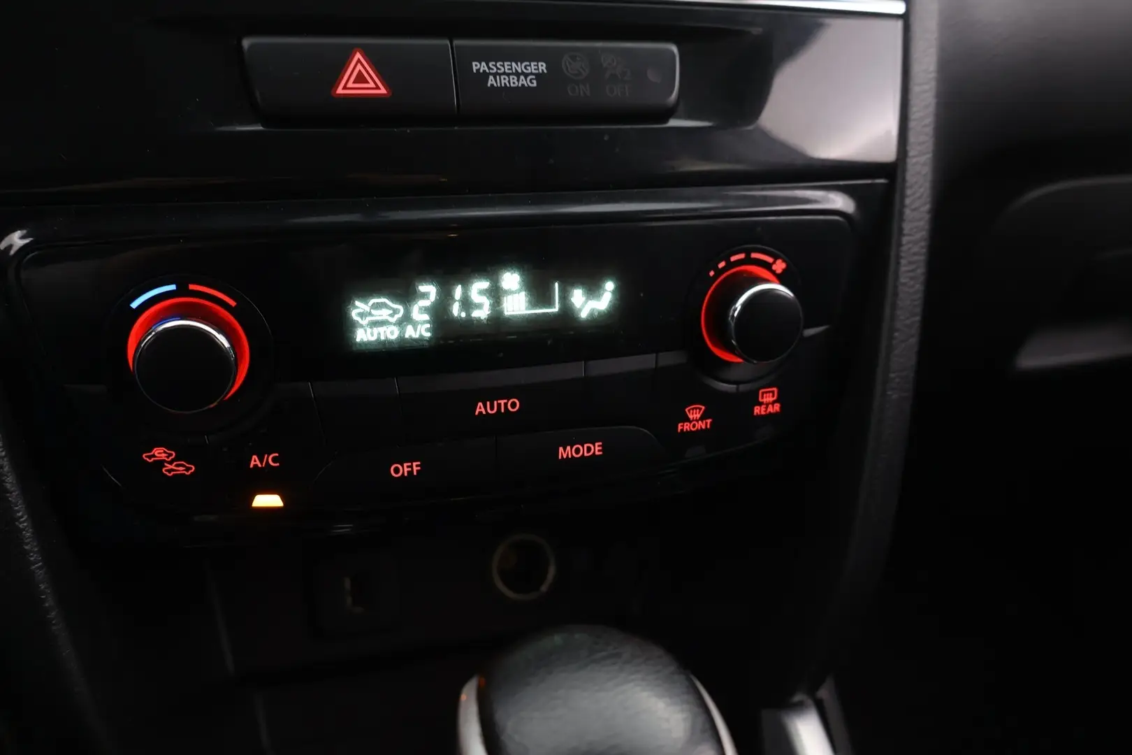 Car Image - 5vV9mDKHjTd5xYI96IlWm9