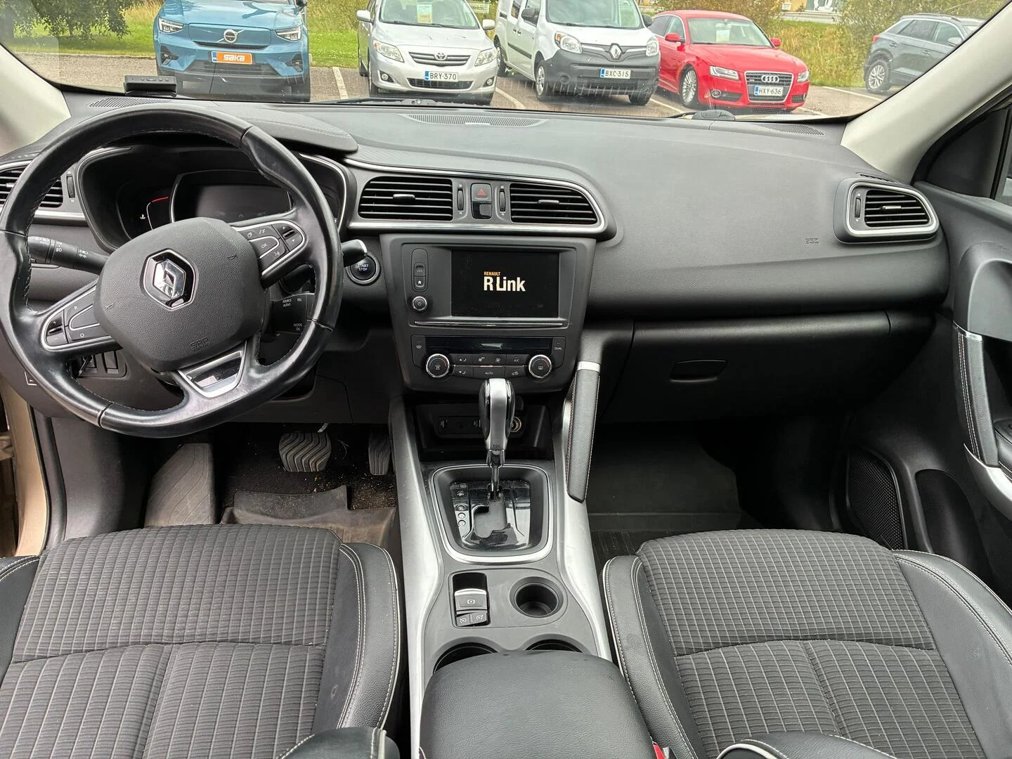 Car Image - qftQdQryAgde8KBfND2PJ