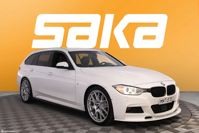 BMW 330