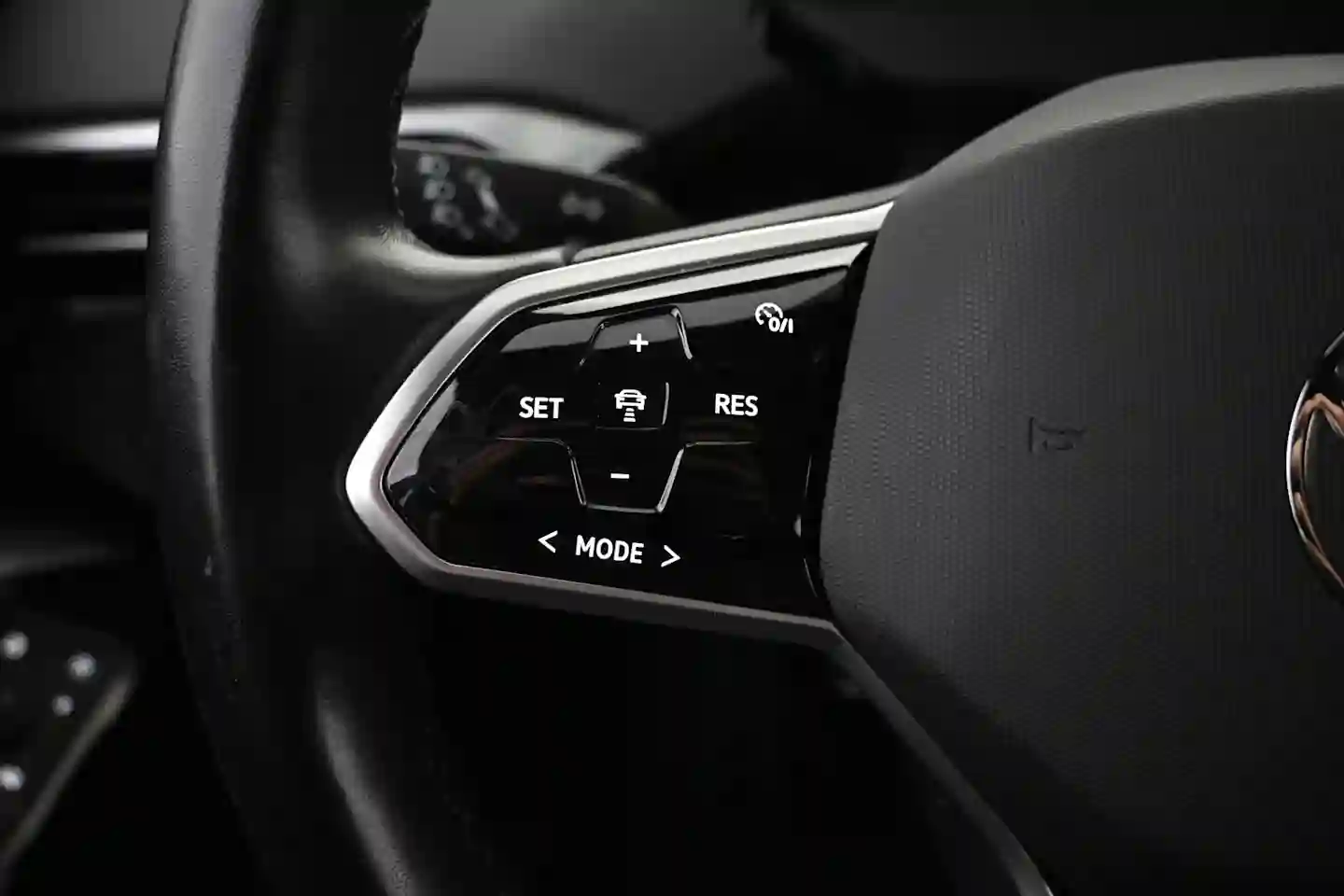 Car Image - 7vYQKWXaJ8BXrhEBtIm3w6