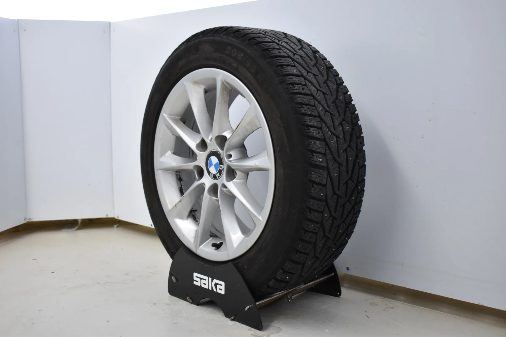 Car Image - 015qMaFzUS5cYX4MNgJ1Ao