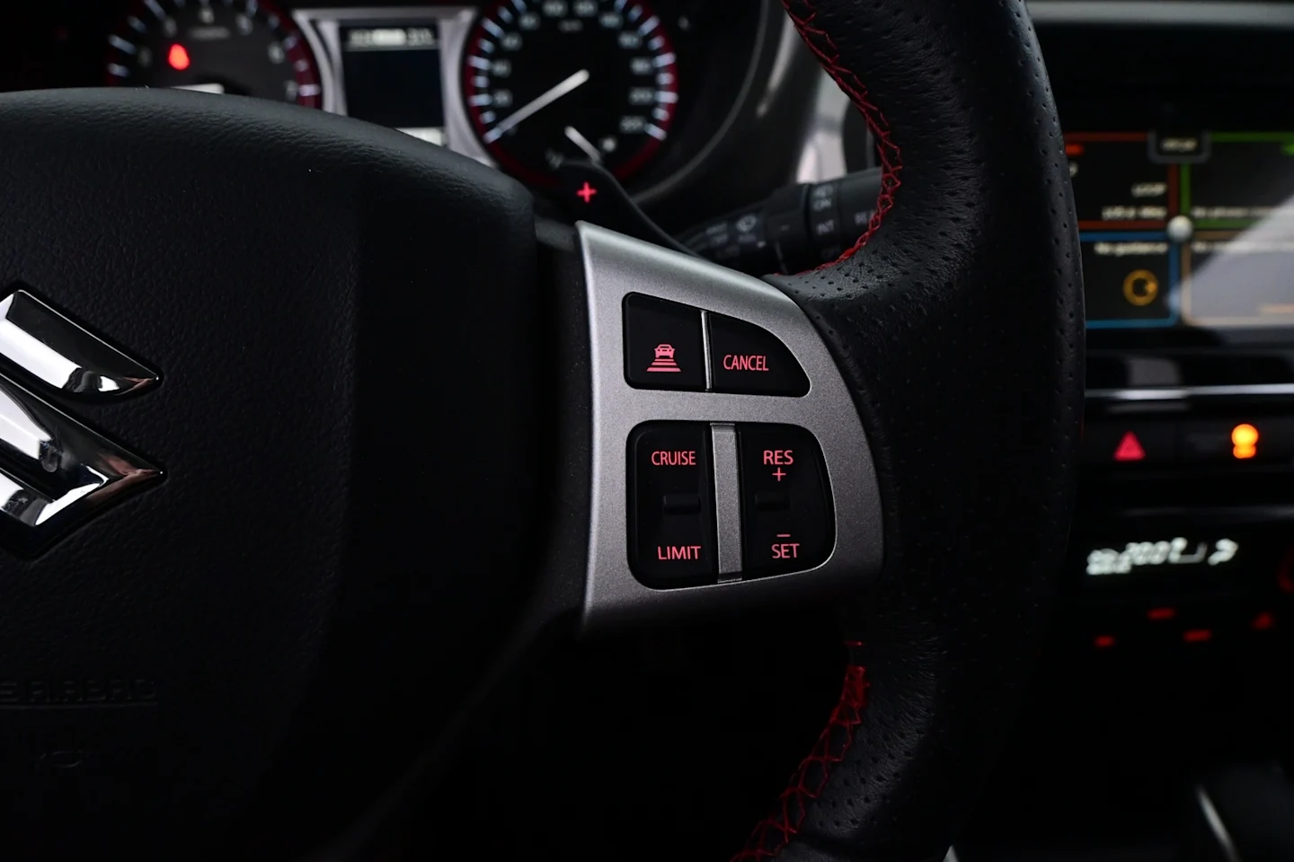 Car Image - 4TB0QXMC8DNV7EF4xBS1gi