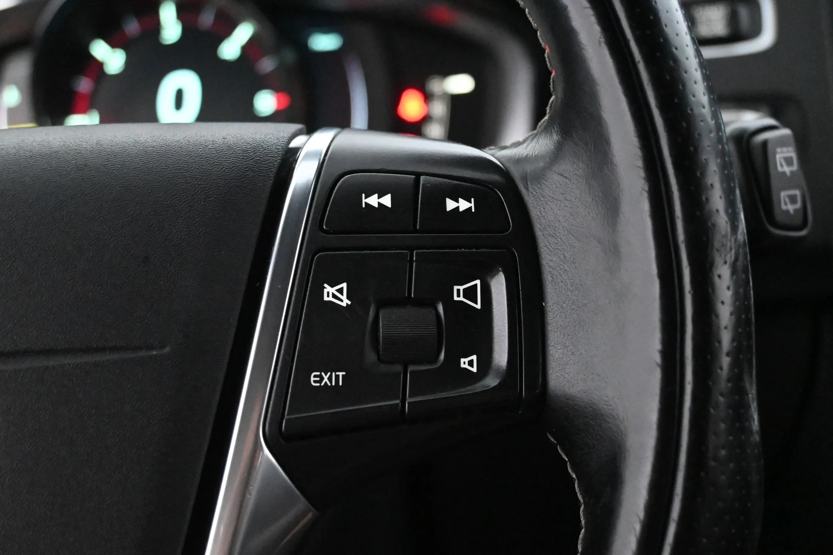 Car Image - 5gOW6otbR2yrBh3I7ttyCd
