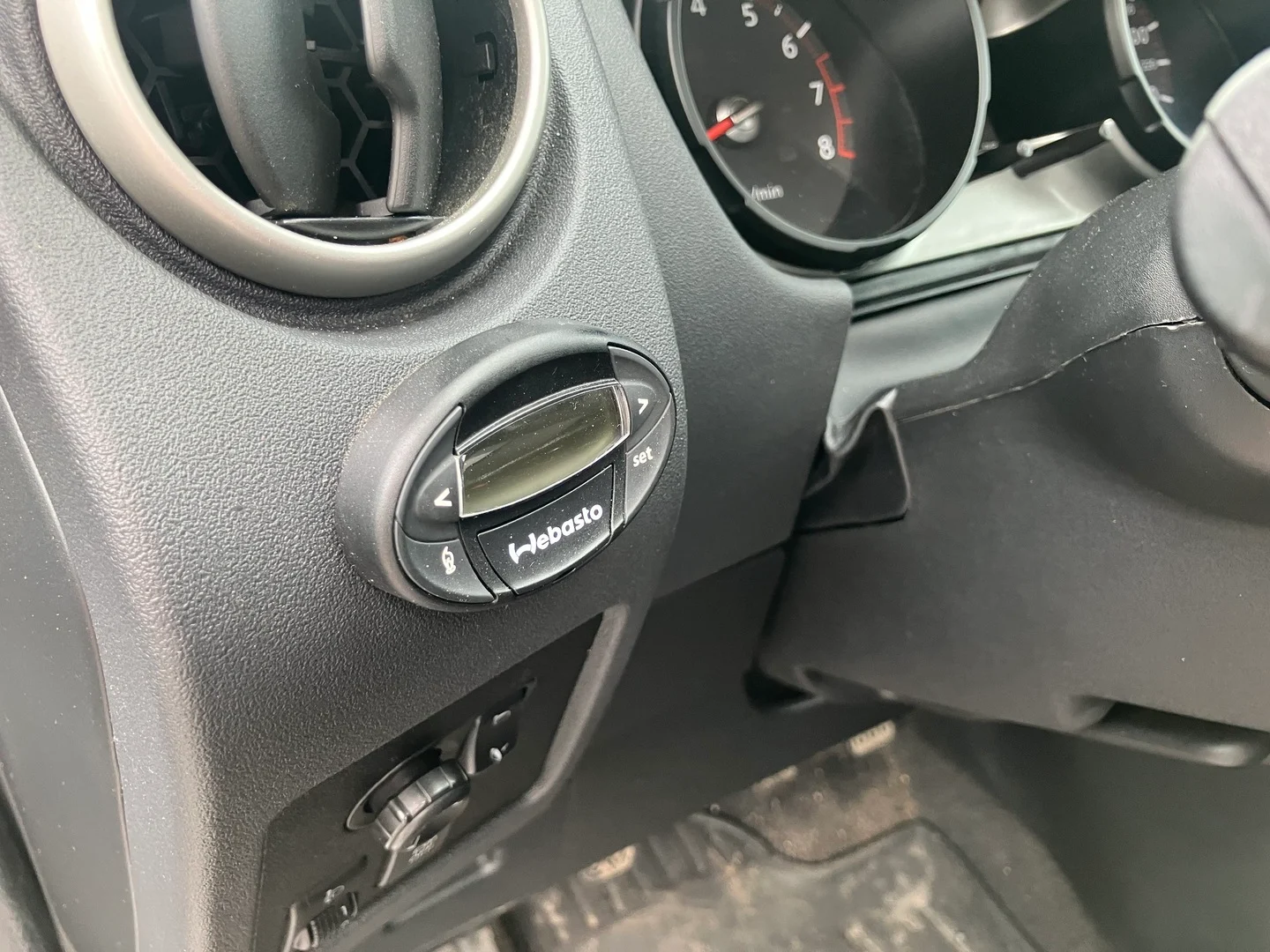 Car Image - giQZBnOSbKir8Aji2ydSV