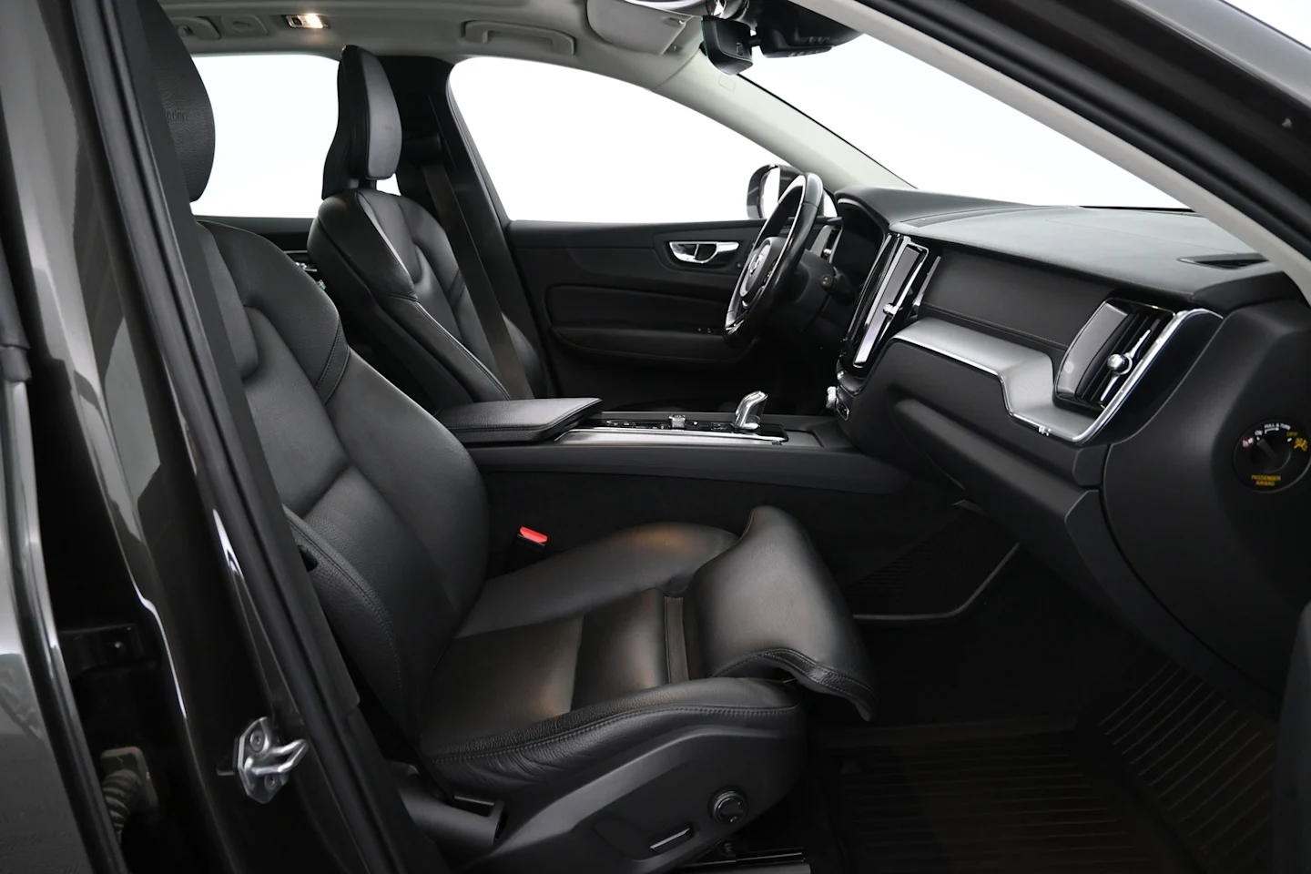 Car Image - 3zHdd65oEoUEbml5llbsC3