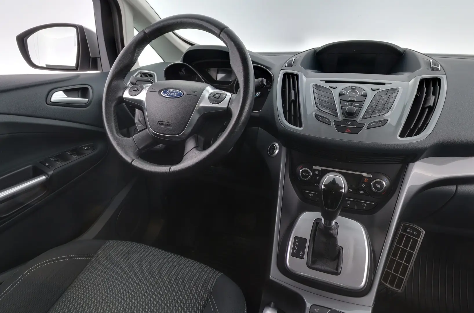 Car Image - 4u5Xbn1X6wYeCwCW2JTbh2