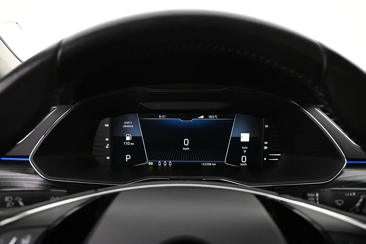 Car Image - 1mRM6aVx5eEYs2MTcgbr3T