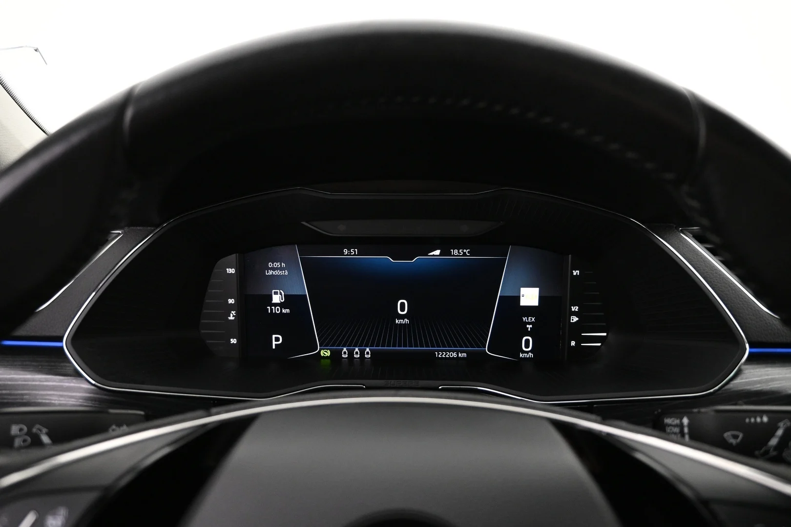 Car Image - 1mRM6aVx5eEYs2MTcgbr3T