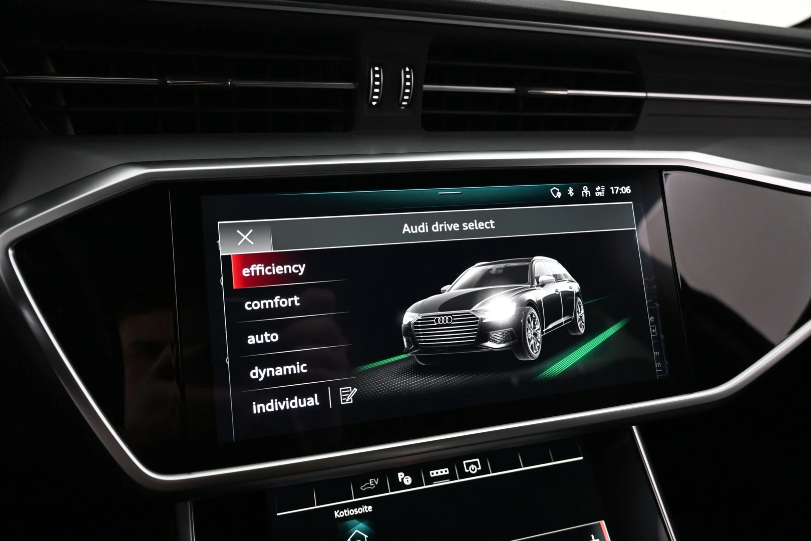 Car Image - 55eynRsJTzkmYz0XsKfLBz