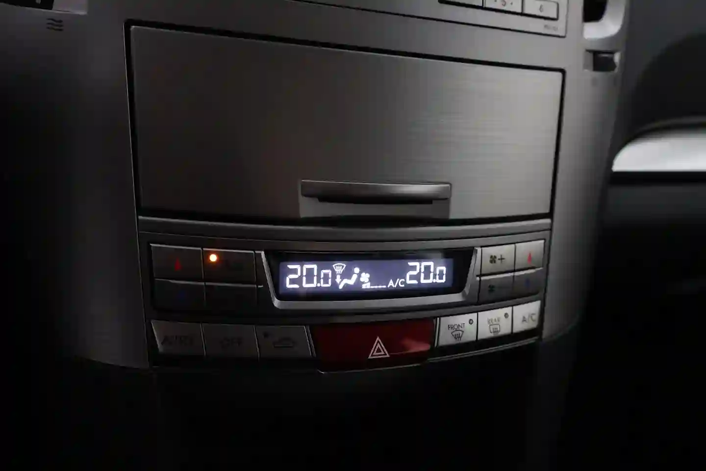 Car Image - 5mkFfSuUVfJrxVmtqAhMs2