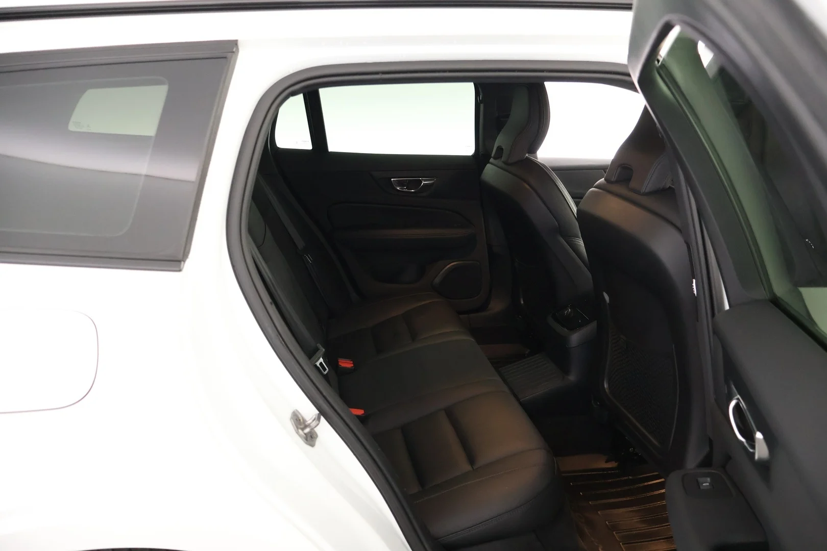 Car Image - 3XbEXEysDbj4oRJq676f0l