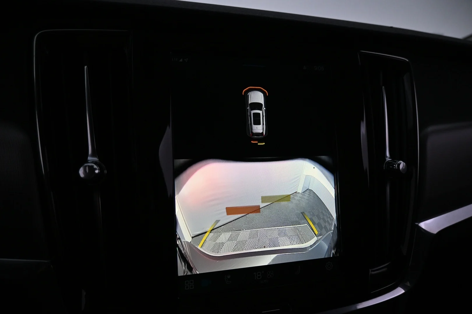 Car Image - 19woaeuM0PEneIt0Wjvo3B