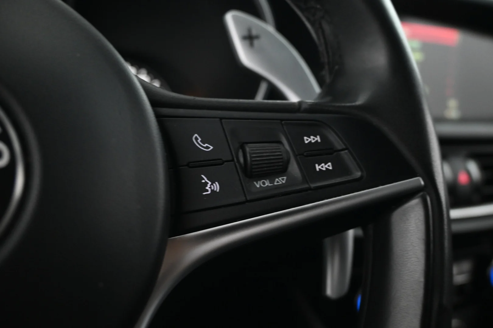 Car Image - 2djRzvTpVhXV2AXoqauRud
