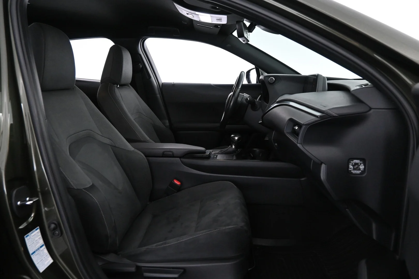 Car Image - 6L98iUJz5FVYEyFAFu5ADp