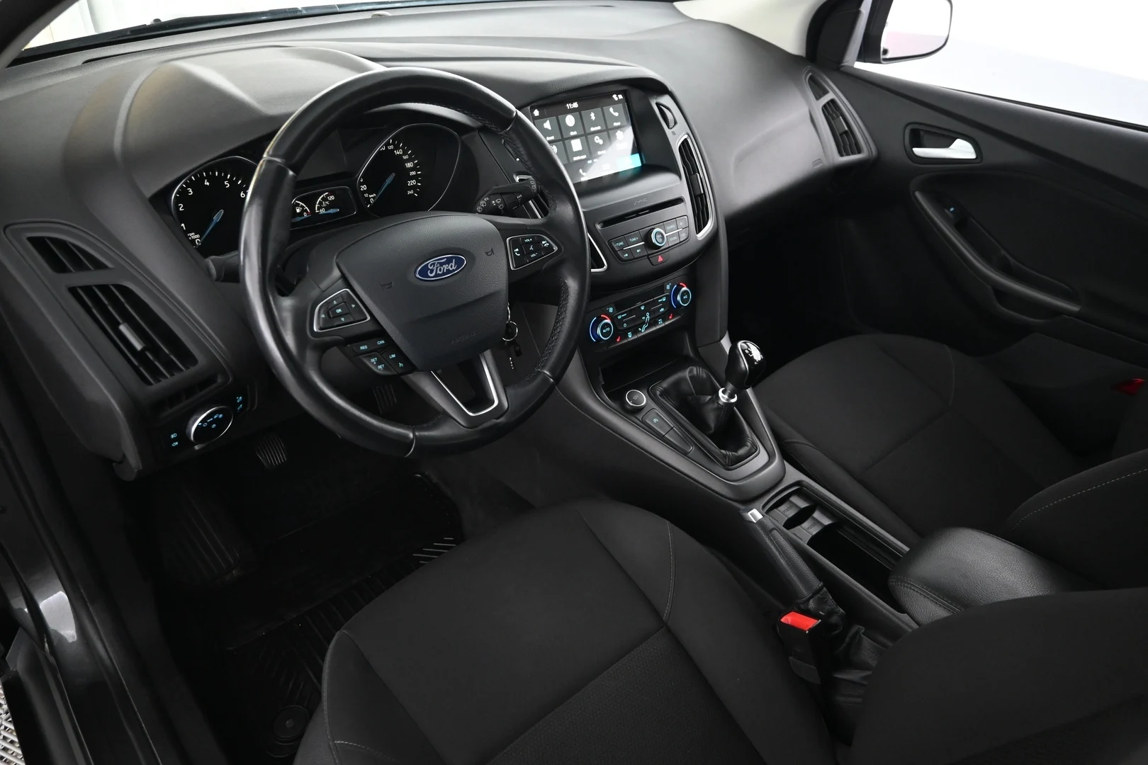 Car Image - 014q648F3KIzCJfE1QmoCh