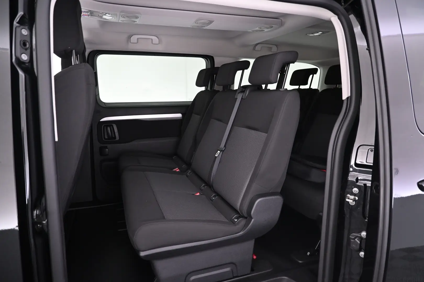 Car Image - 4EbNjsYa0u3fIhQxfy3PPi
