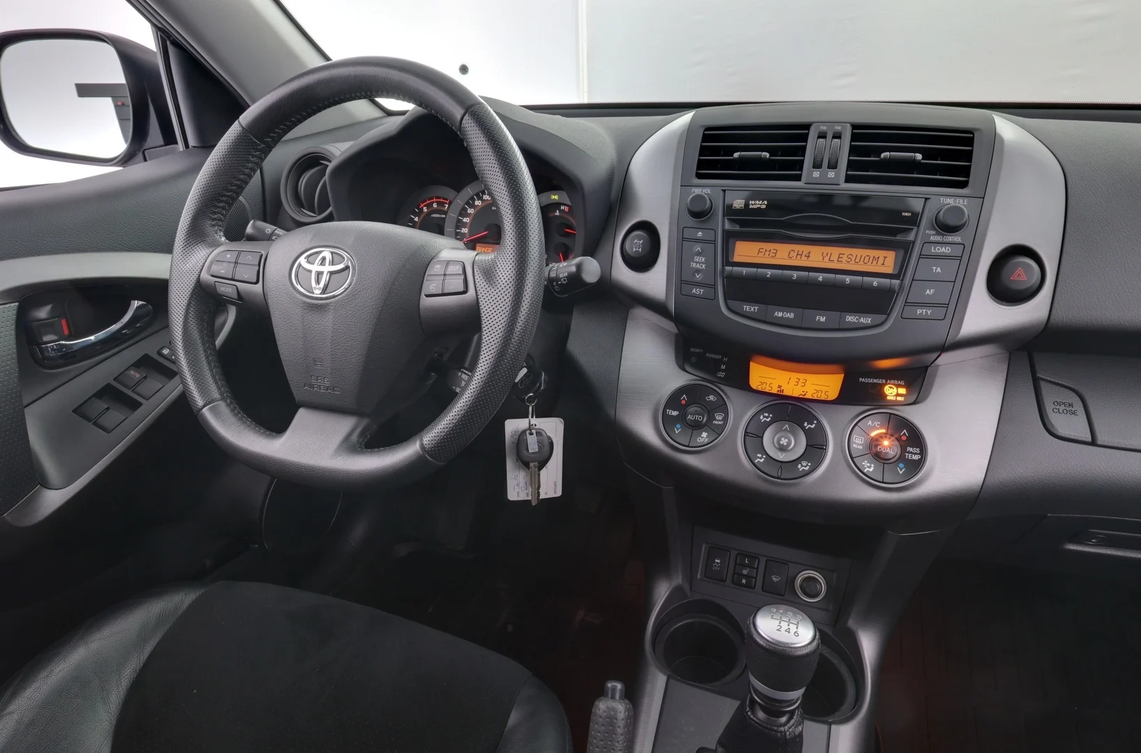 Car Image - 2ACG5E5Jp1gQSAOSYK8VVd