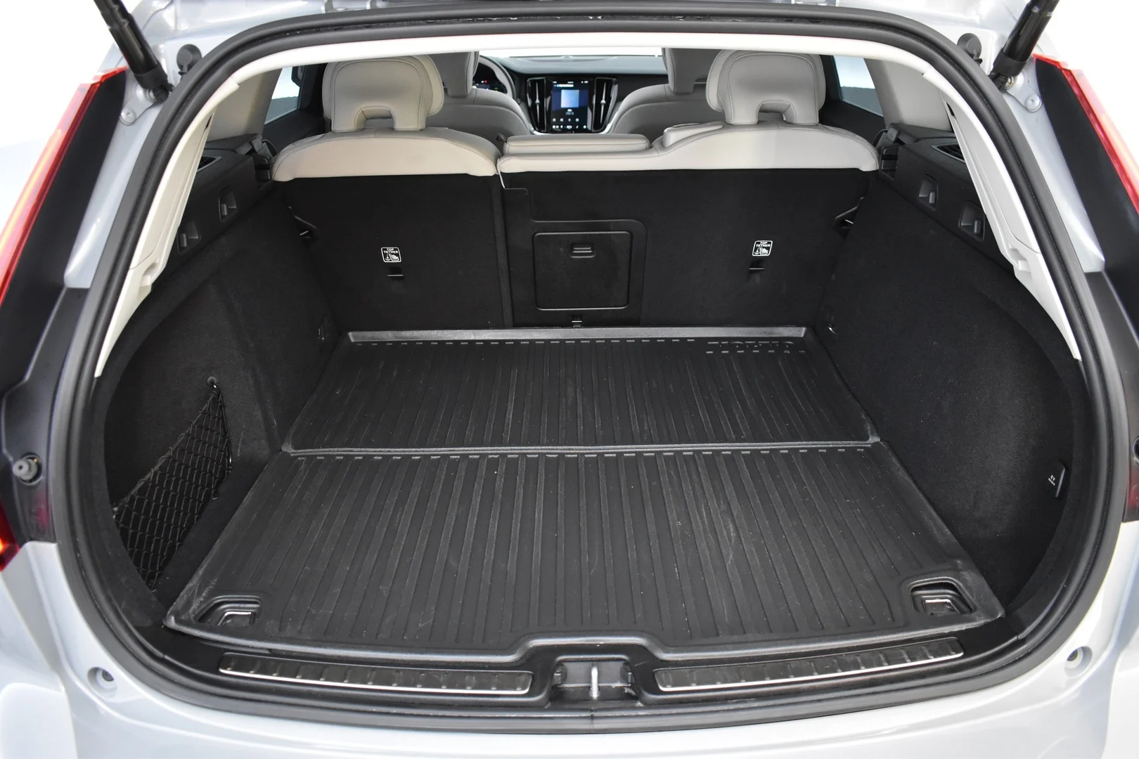Car Image - 34J4BJ0AotTl6oC31VGAja