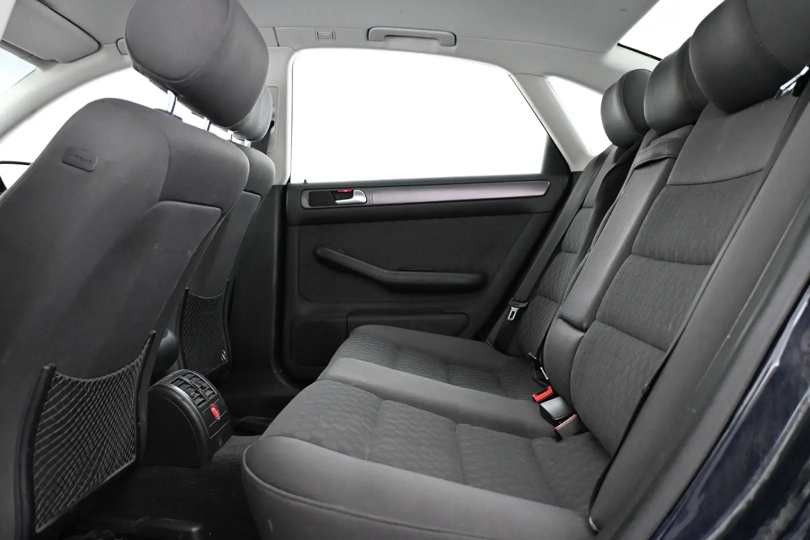 Car Image - 24xGJUJjM4DXAbuPrxcY0E