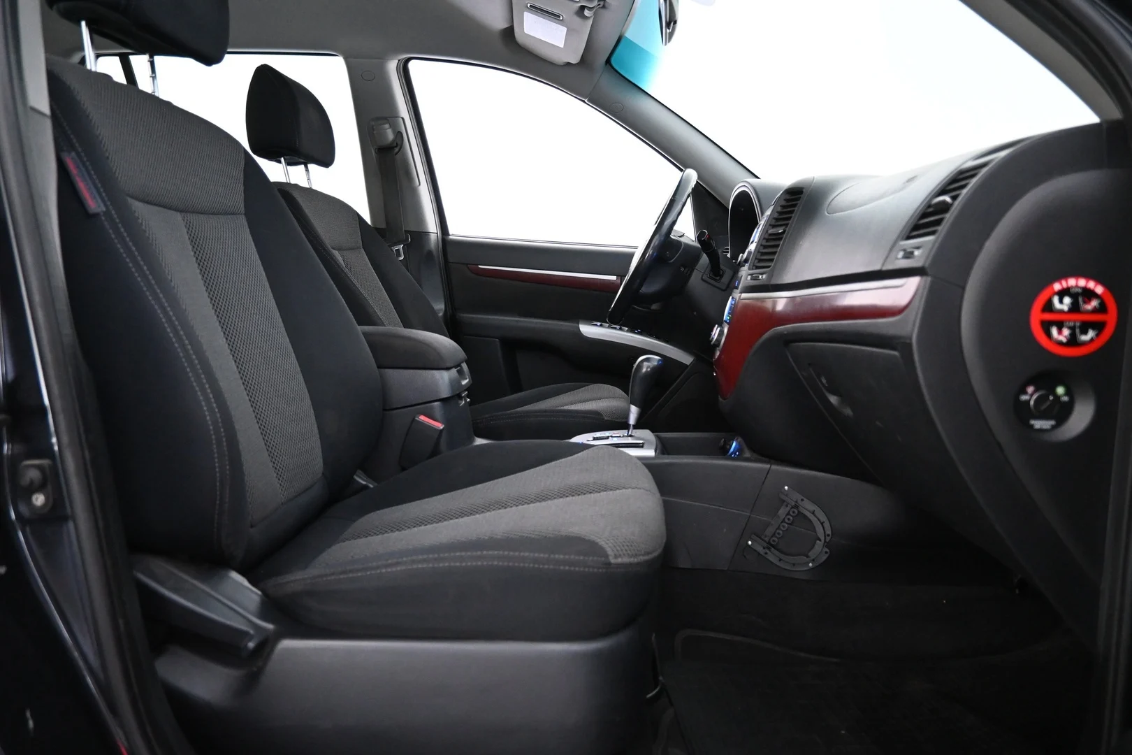 Car Image - 4sV50RELOjajrPdeBgshm5