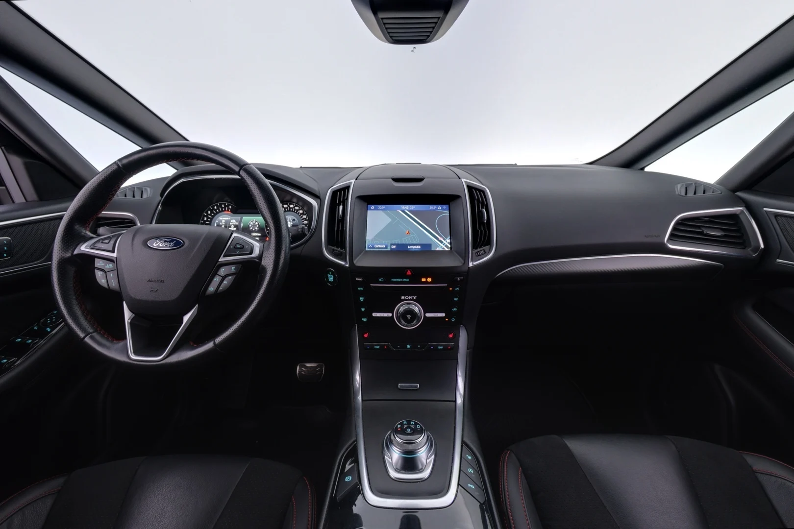 Car Image - 635k16mOJ75XbGxWn83XzE