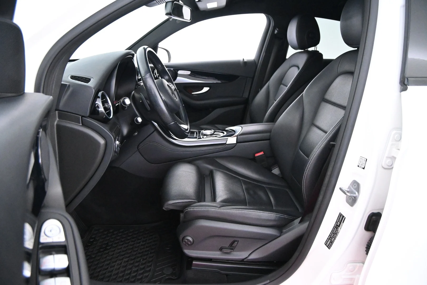 Car Image - 6OA5QzO4zEsyq58EAnX68P