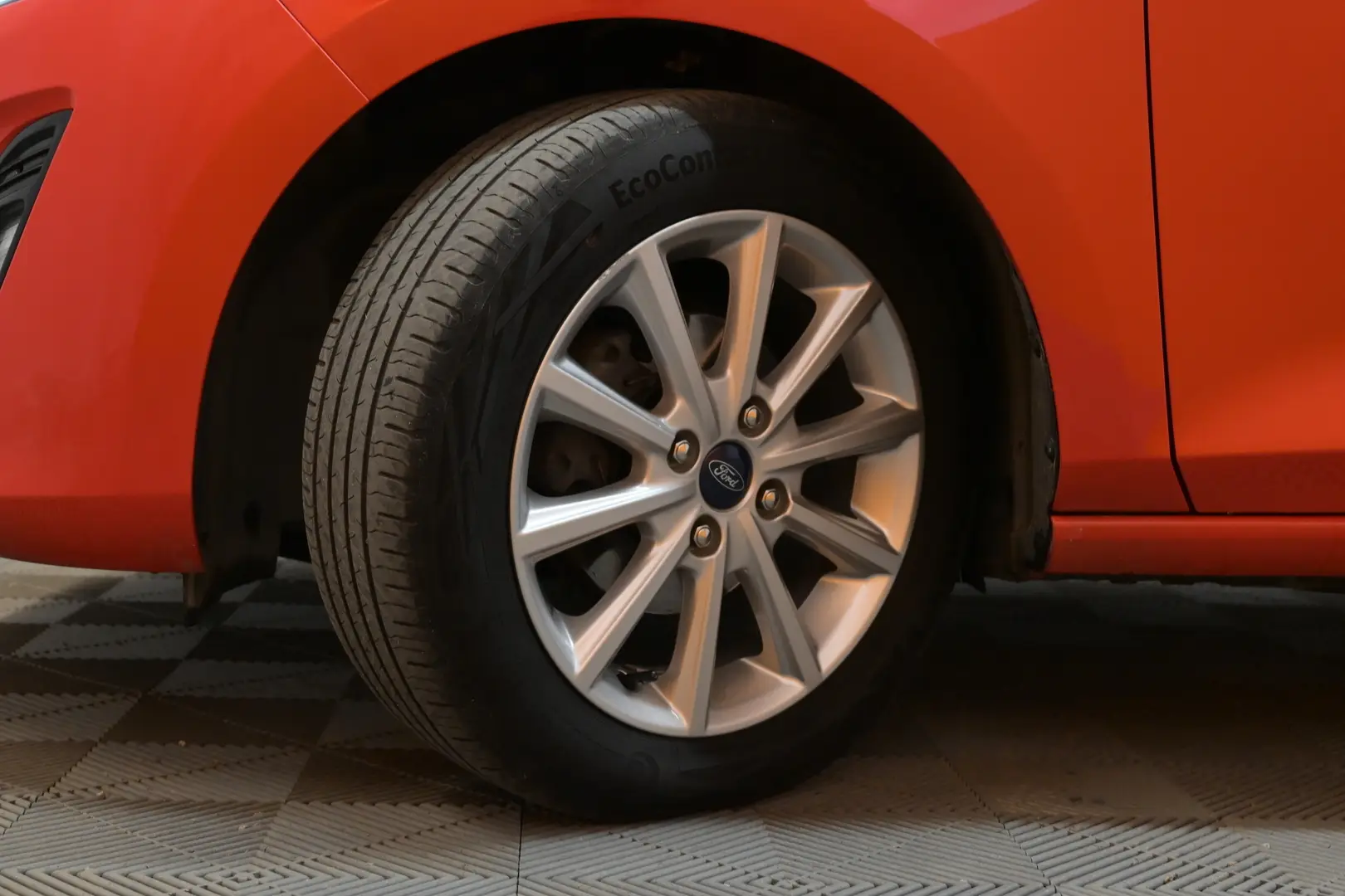 Car Image - 3kl3S4JZmgla30oH1NSD3k