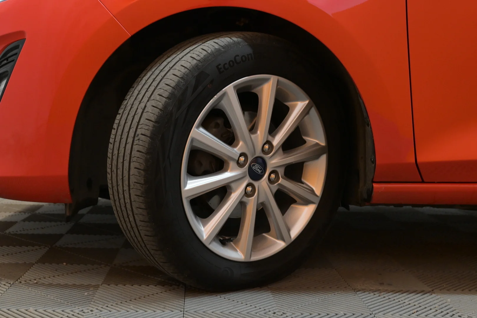 Car Image - 3kl3S4JZmgla30oH1NSD3k