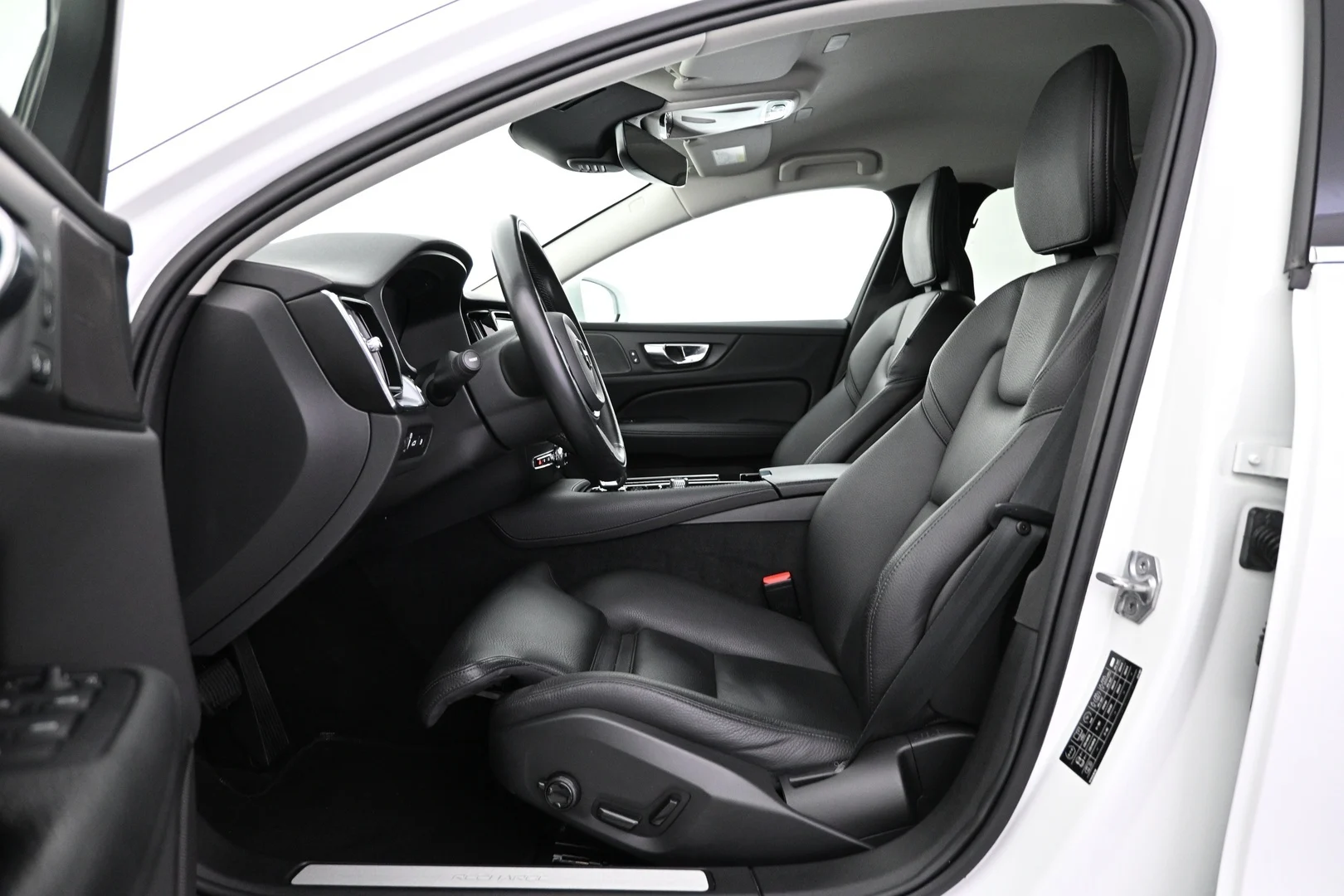 Car Image - 7tR9vjlGkJFBjVAwClm4Xe