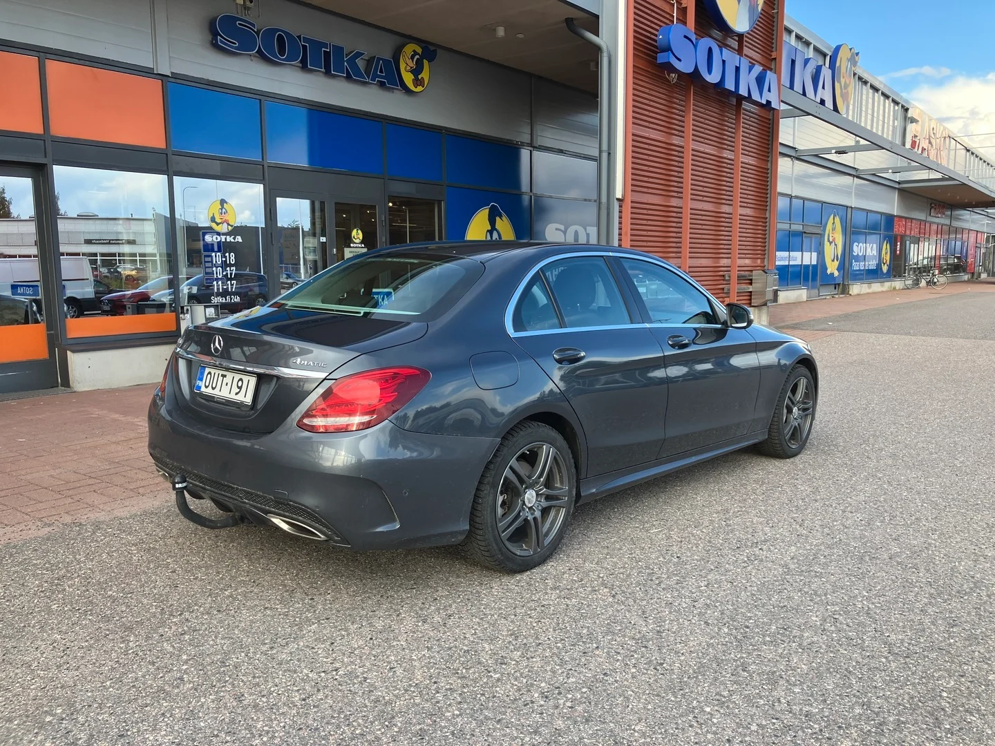 Car Image - 3eb69l7lbbmSa7xFP60k4U