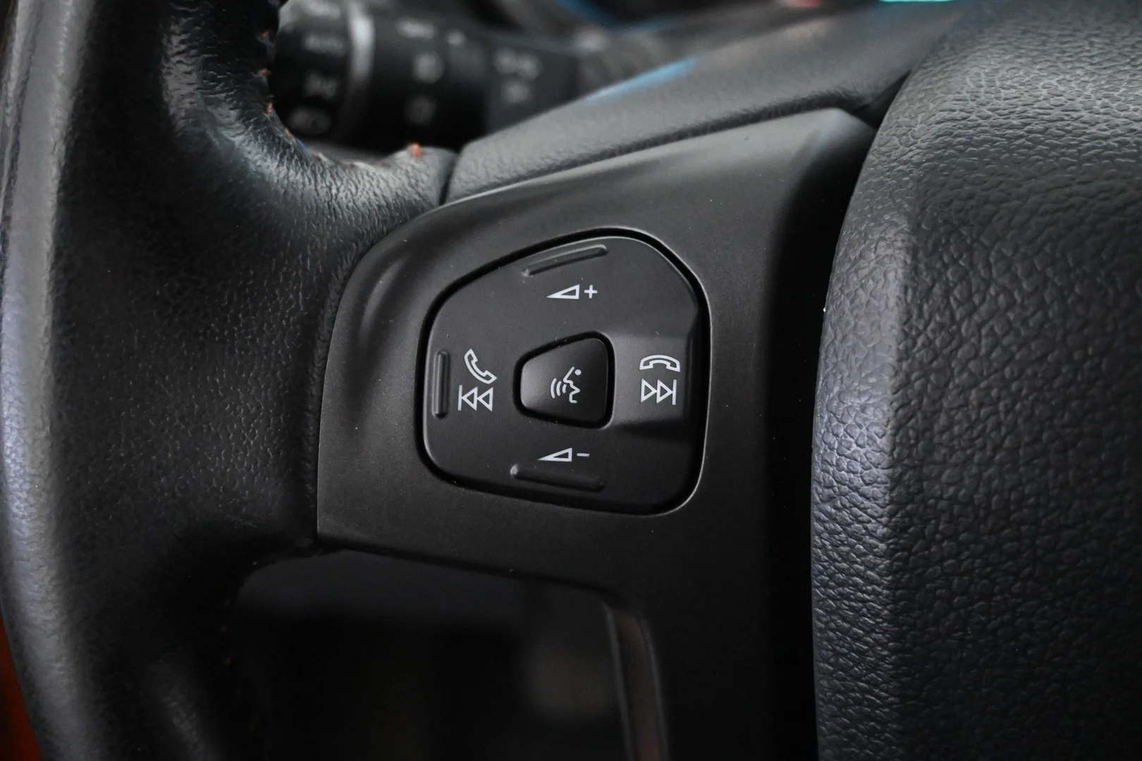 Car Image - 35VUrW69mMnnXMae2KXc0T