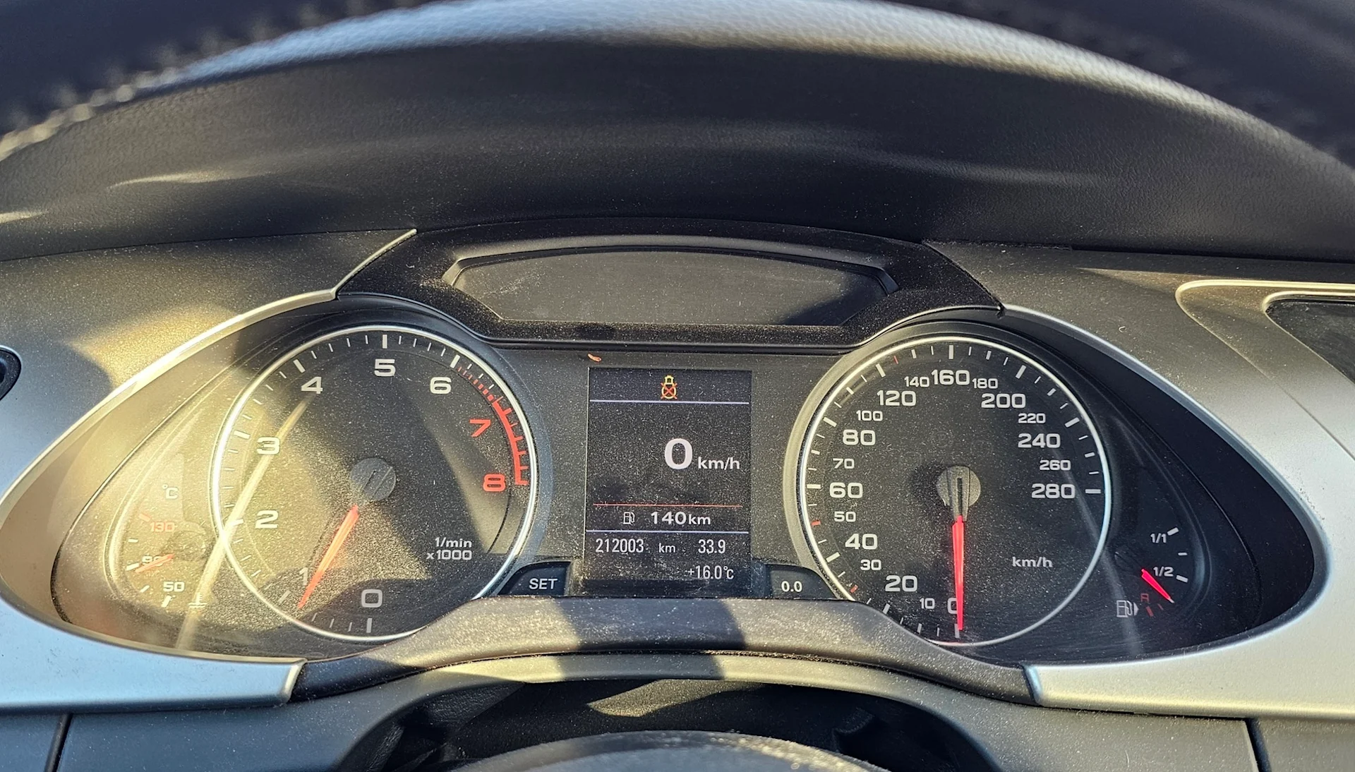 Car Image - 5cpBaR7Yz6zXxf2RHPKsQX