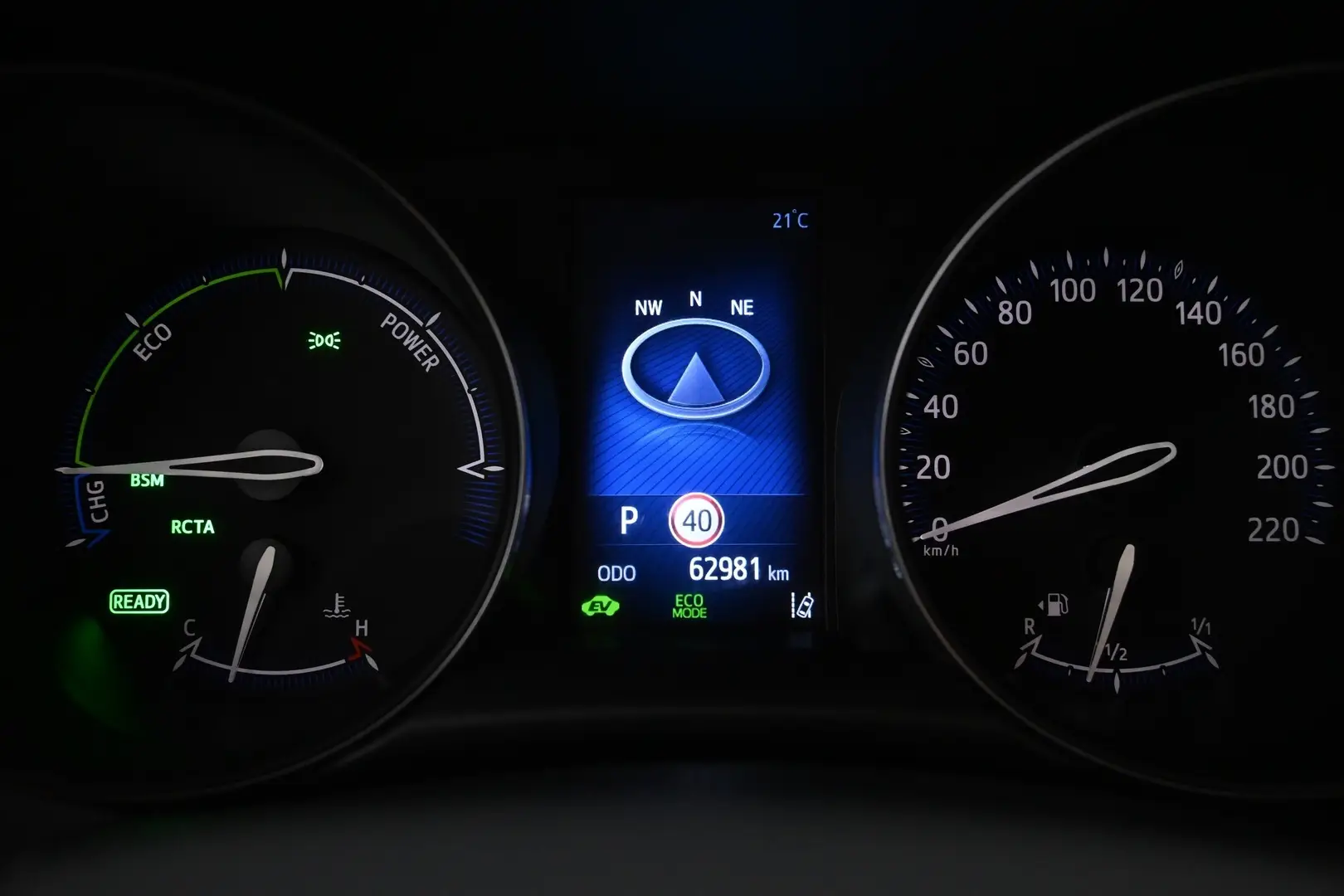 Car Image - 7Jsq83IFjLmw4o1KXUrorb