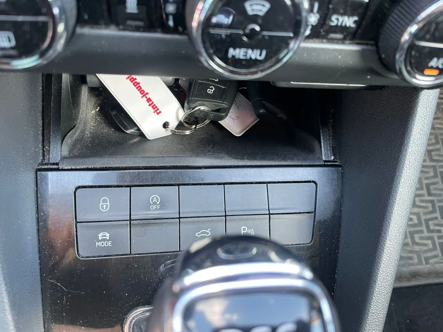 Car Image - 1dbJ4K1q3I7VR2e4FmwLRi