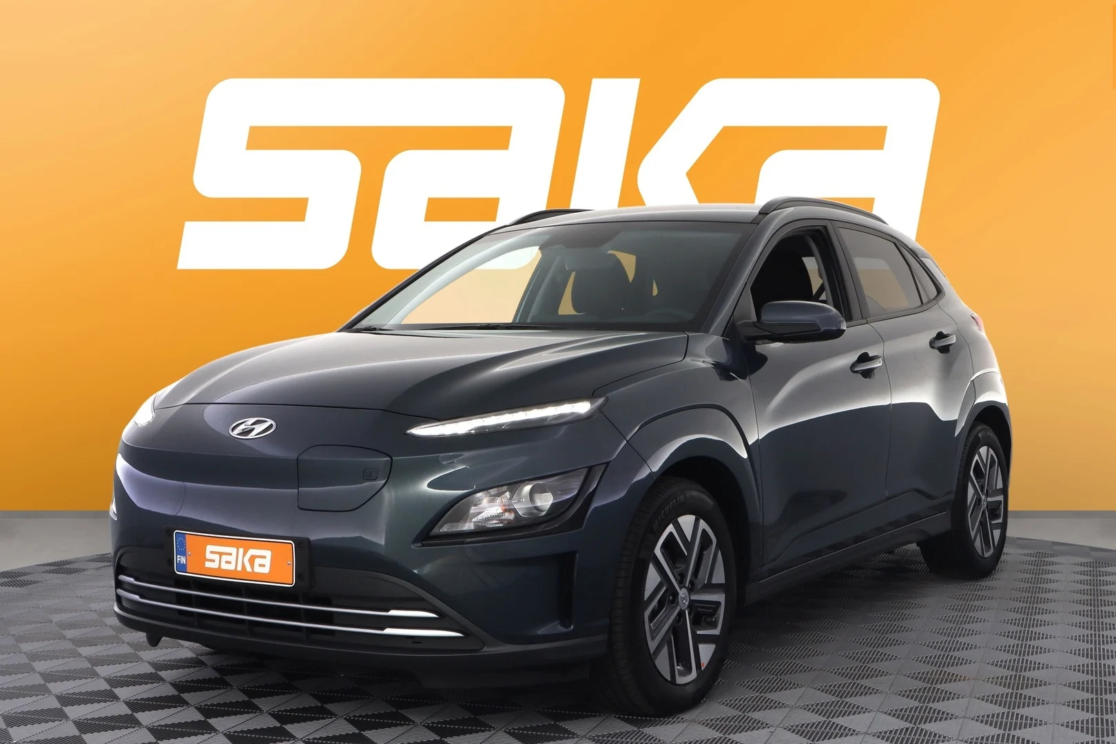 Car Image - 5XDzz3aKqz12slTqWoakPS