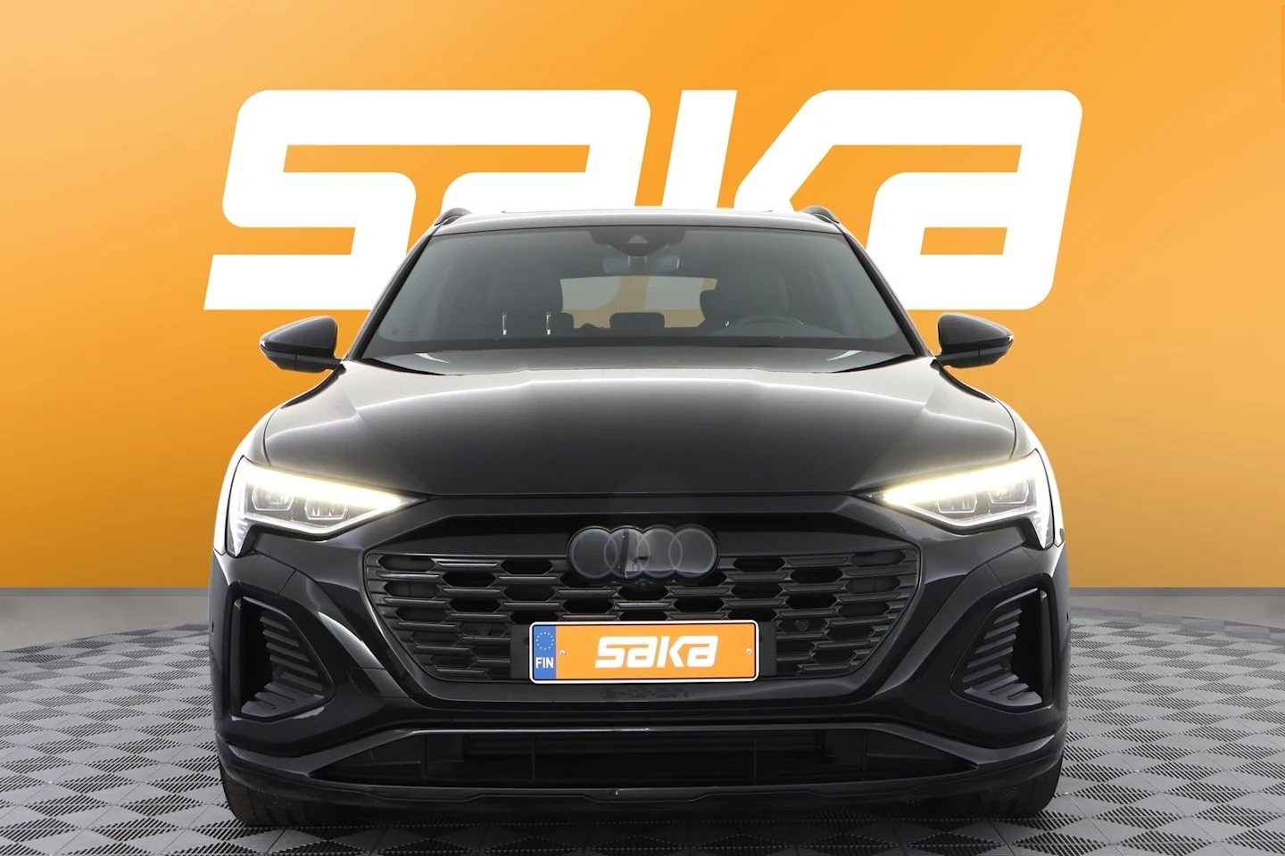 Car Image - 6Wzo2tKxZY8vx8dNzqxMYz
