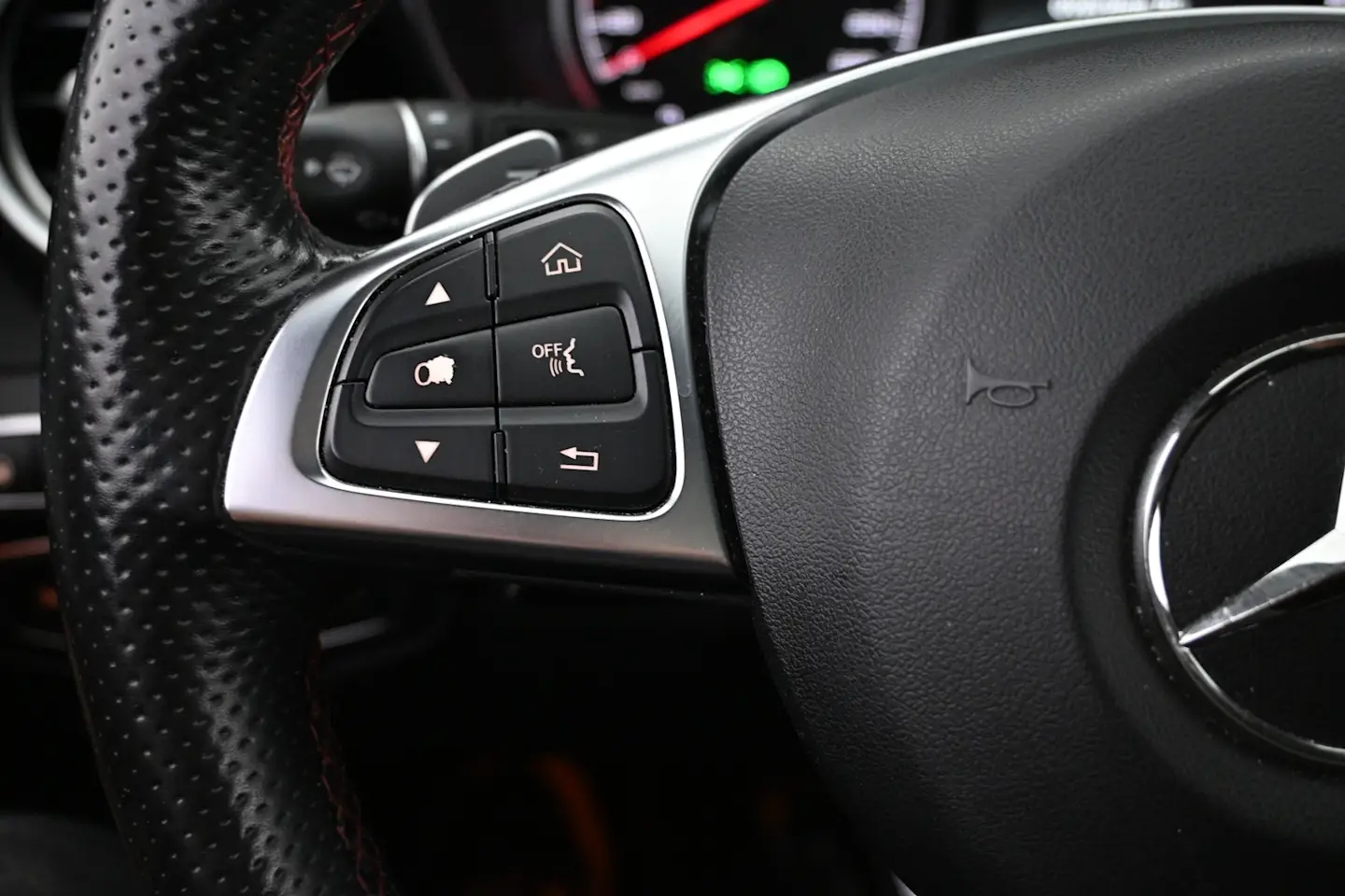 Car Image - 3jOIfTN3VSSTCUmnteBTSn