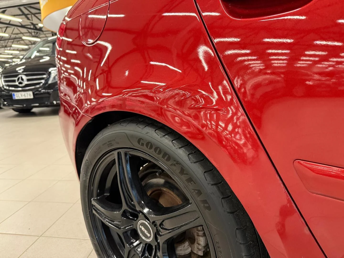Car Image - 4HGgM8LWHyuorE8u3n4vv5