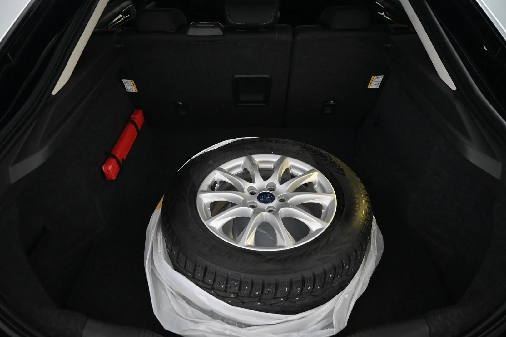 Car Image - 5Oc5zsD5UzJQ9ZnW7aX9uw