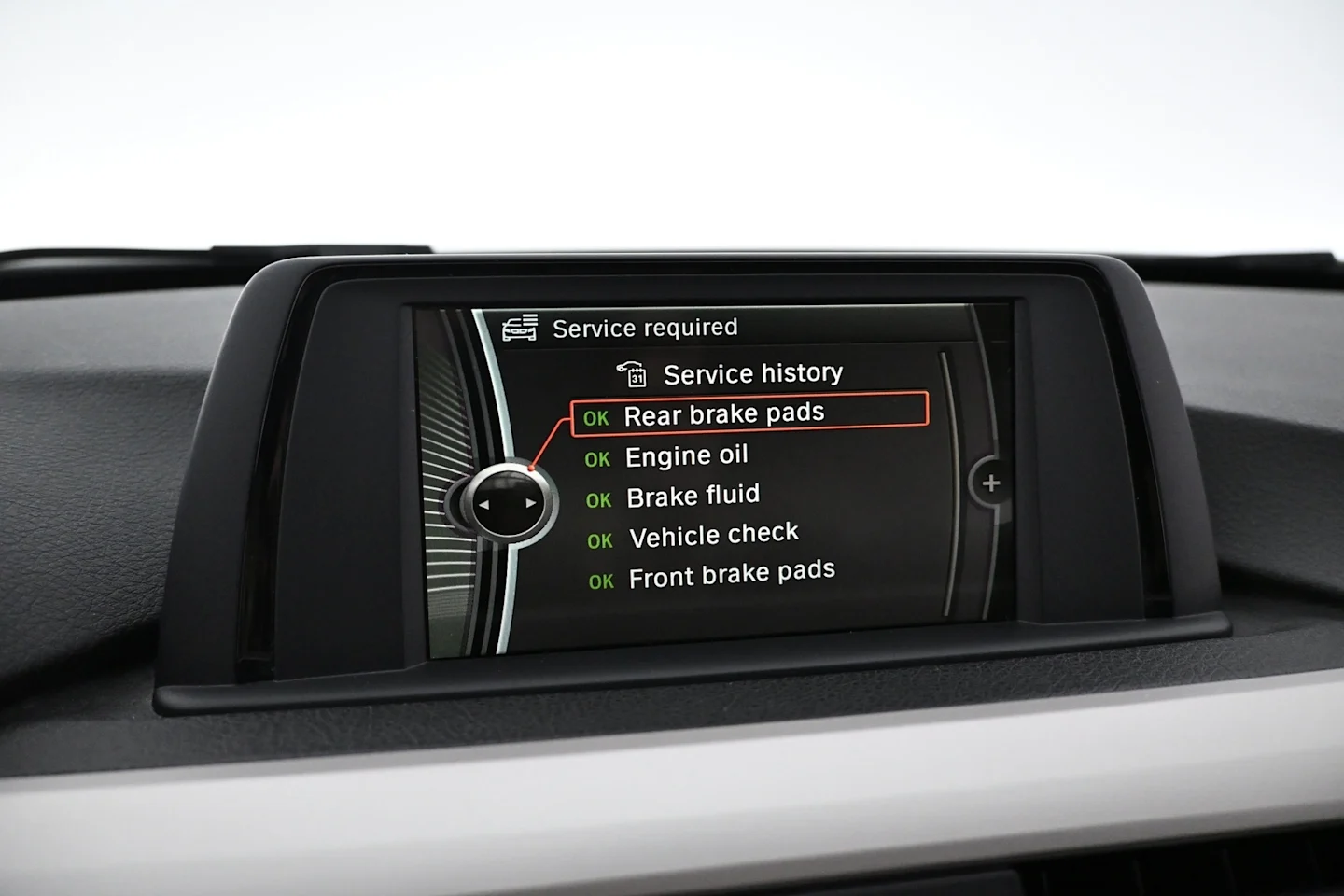Car Image - dL6kL8kPbdXfSG6r5TzPE
