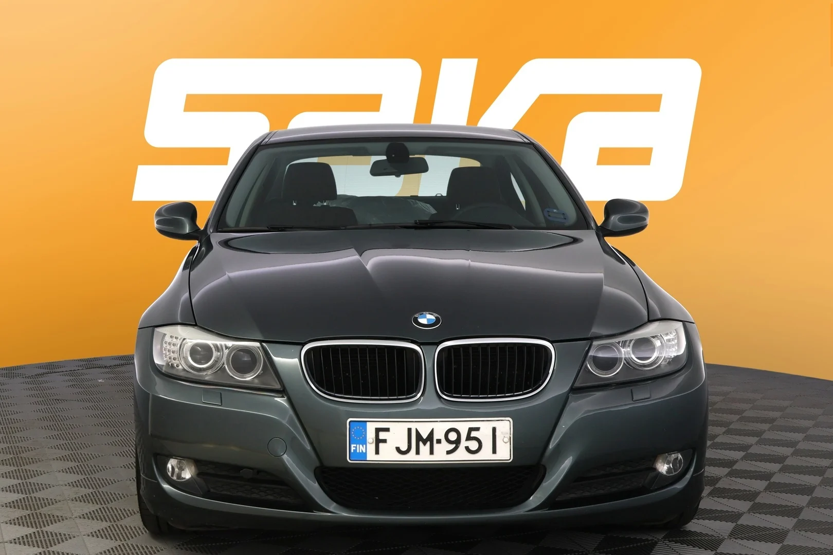 Car Image - 14RqUd3JJGyKiU7n9ujXxF